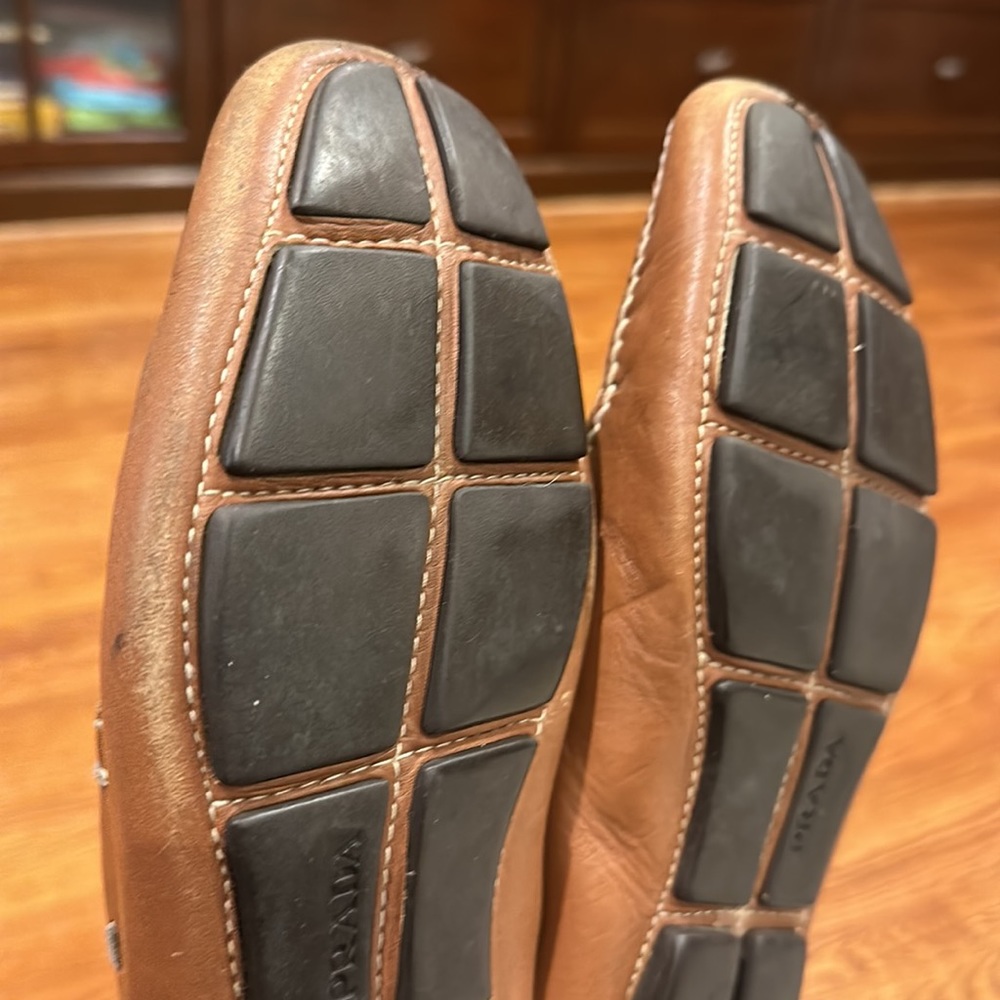 PRADA Tan Leather Slip on Loafer Moccasin Size 7.5 - Picture 6 of 9